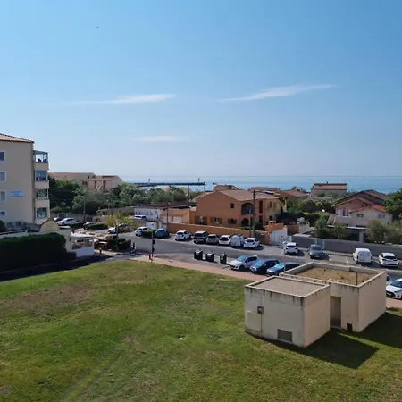 Apartment T2 Sea View In Frontignan