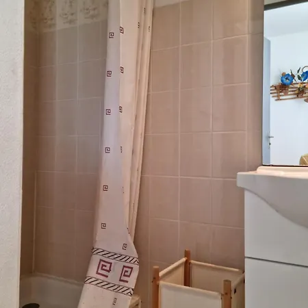 Apartment T2 Sea View In Frontignan